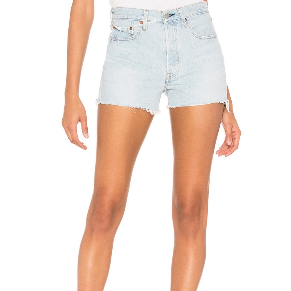 501 high rise short in weak LEVIS